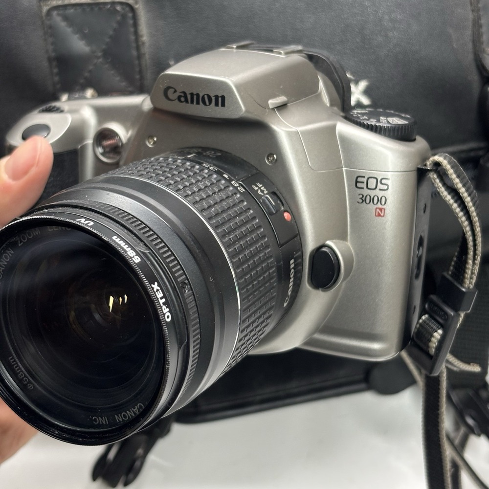 Canon EOS 3000N 35mm Film Camera With Canon 28-80mm Lens Bag Films Filter Bundle - Picture 8 of 16